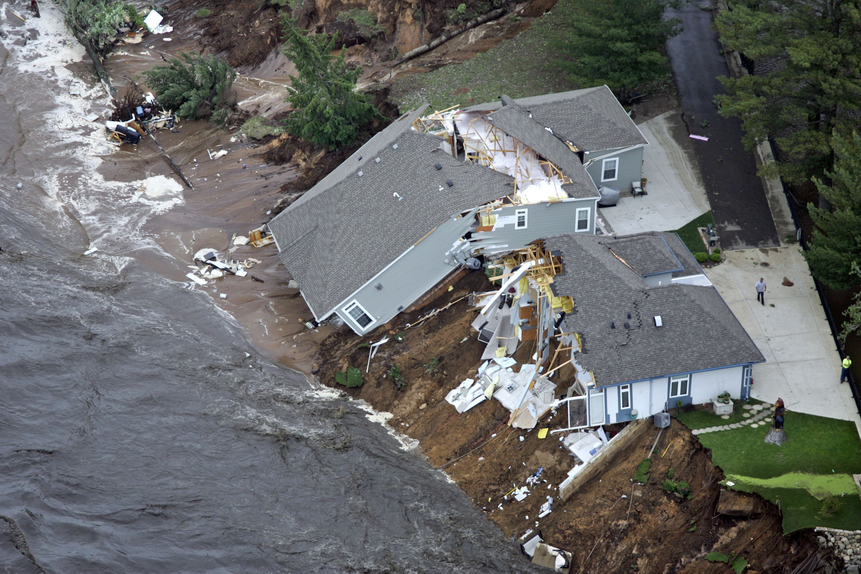 Draining Lake Delton, 2008